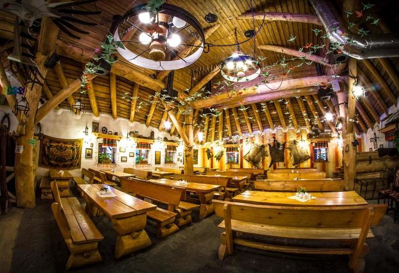 فندق Folwark Klepisko