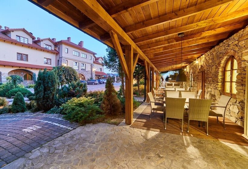 ホテル Folwark Stara Winiarnia