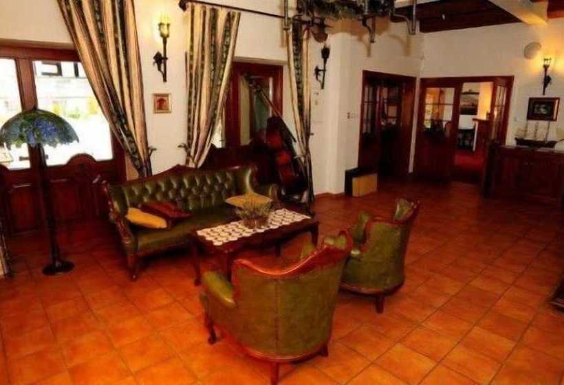 ホテル Folwark Stara Winiarnia