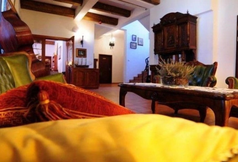 ホテル Folwark Stara Winiarnia