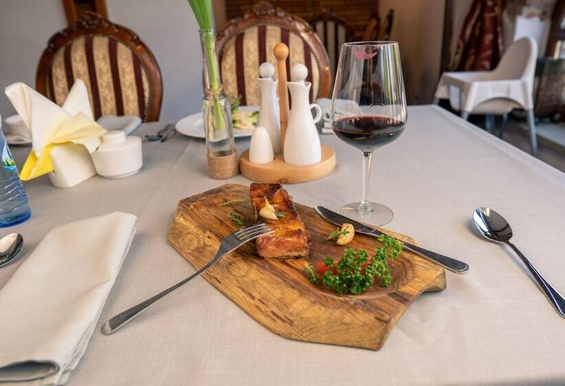 ホテル Folwark Stara Winiarnia