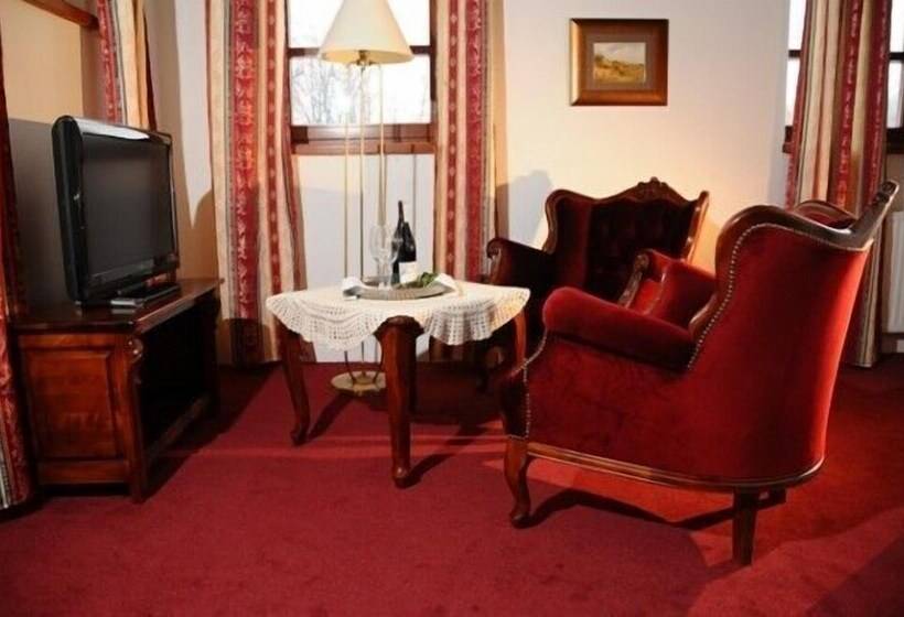 ホテル Folwark Stara Winiarnia