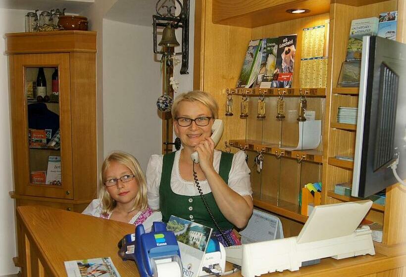 호텔 Gasthof Pension Schütz