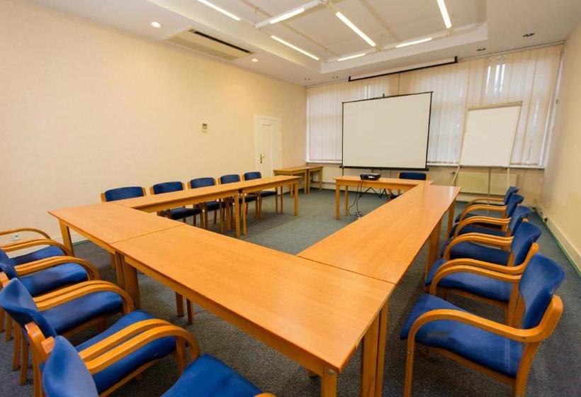 هتل Bukowy Dworek Geovita