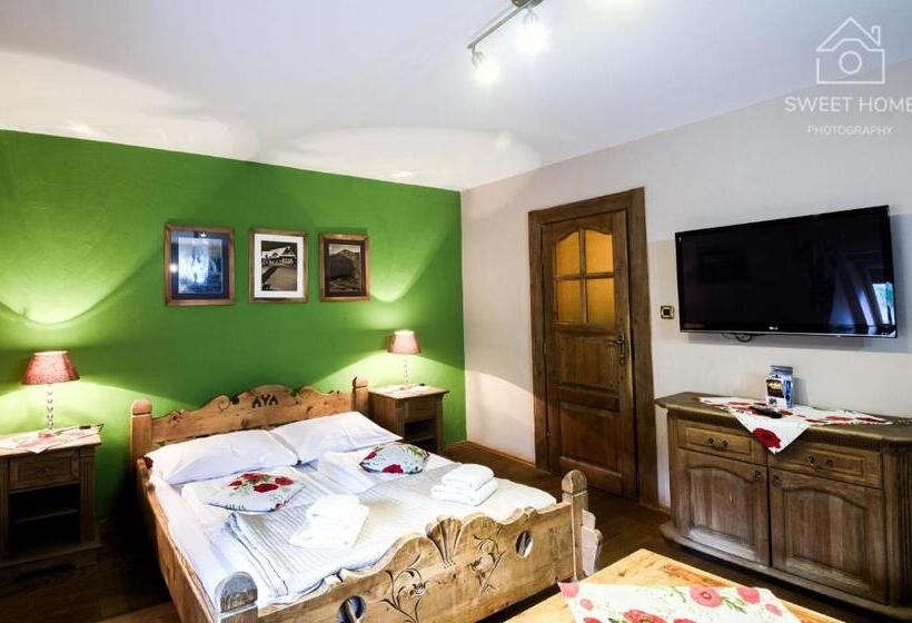 هتل Goralski Dwor