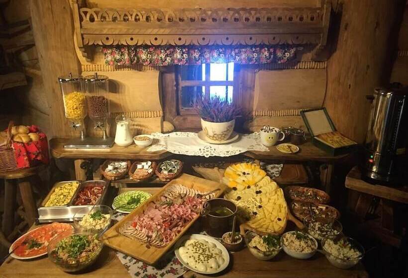 هتل Goralski Dwor