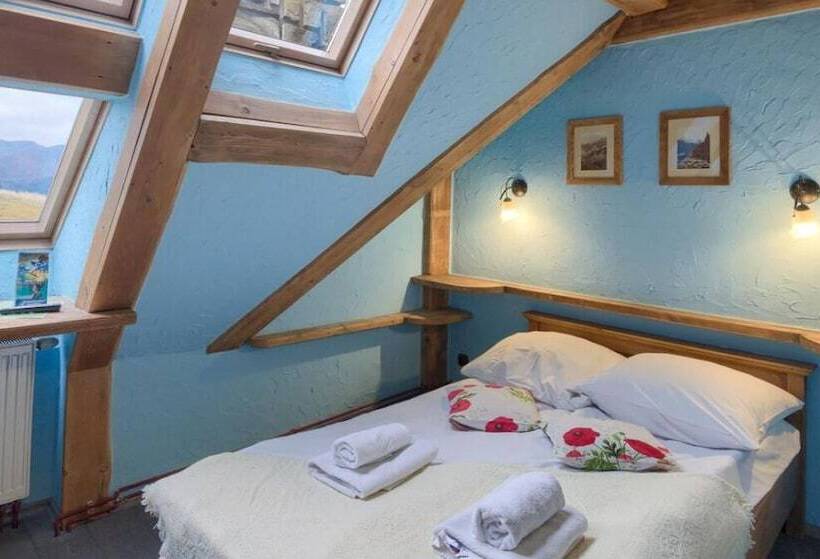 هتل Goralski Dwor