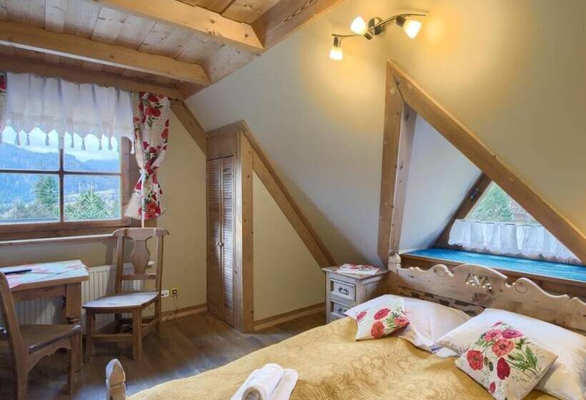 هتل Goralski Dwor