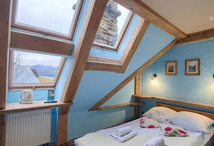 هتل Goralski Dwor