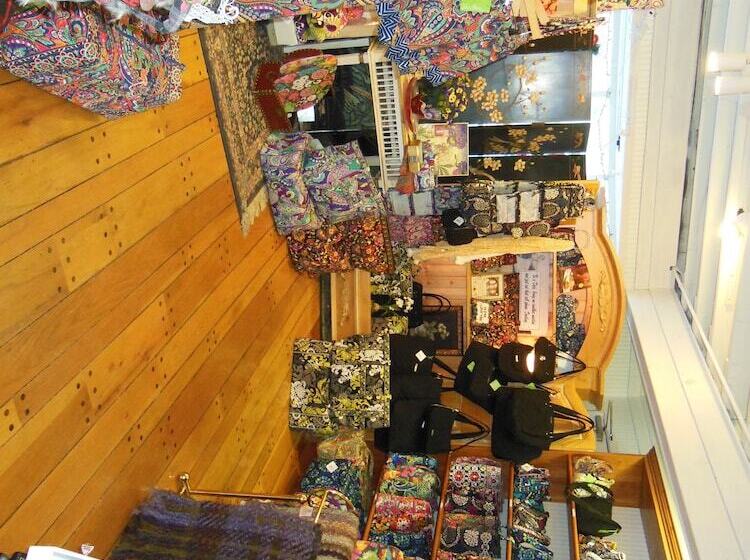 هتل Greenbrier Inn Killington