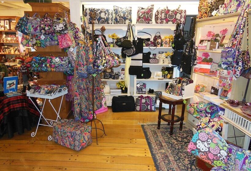 هتل Greenbrier Inn Killington