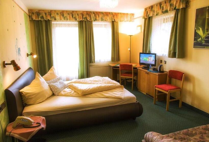 هتل Gästehaus Götz