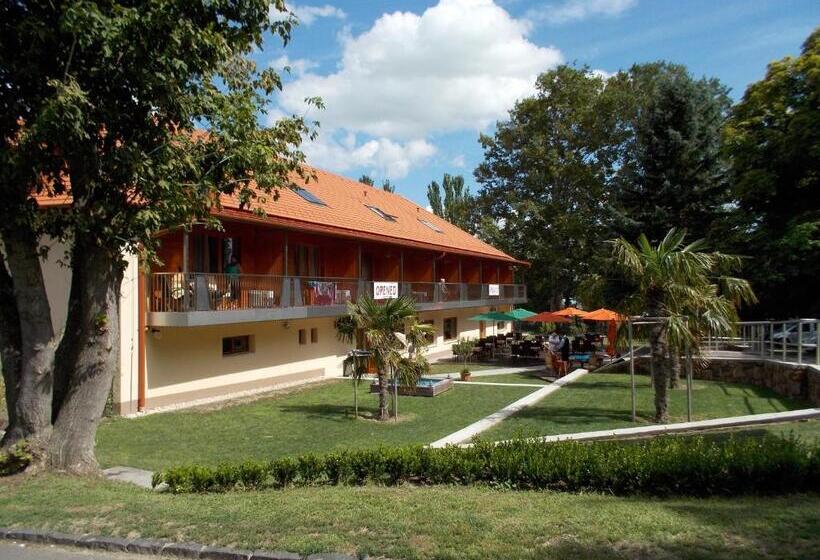 酒店 Halászkert Badacsony