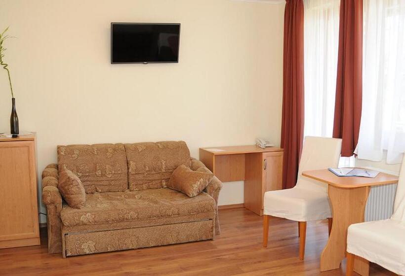 酒店 Halászkert Badacsony