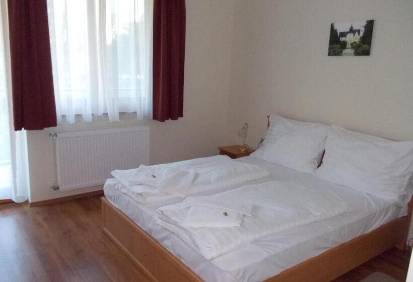 酒店 Halászkert Badacsony