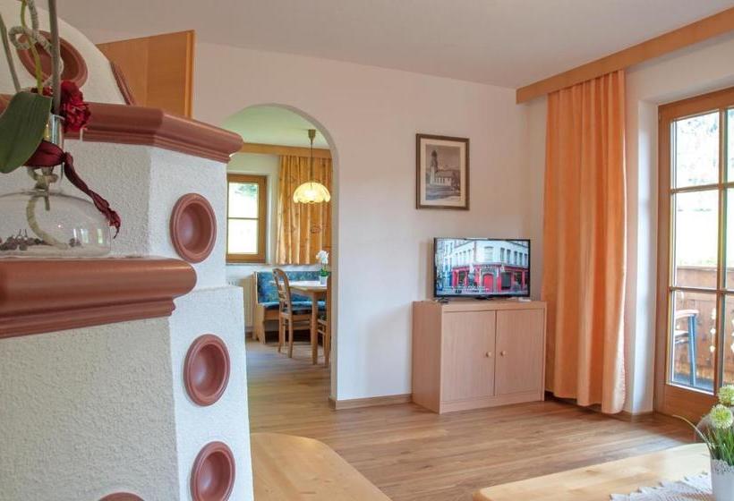 בית מלון כפרי Haus Lärchenwald