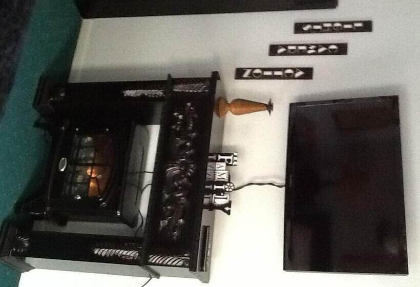 فندق Hillside Cottages