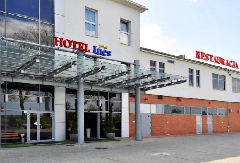 فندق Ines