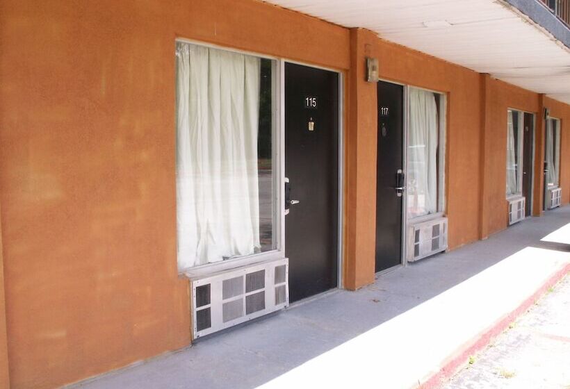 ホテル Inn Of Knoxville