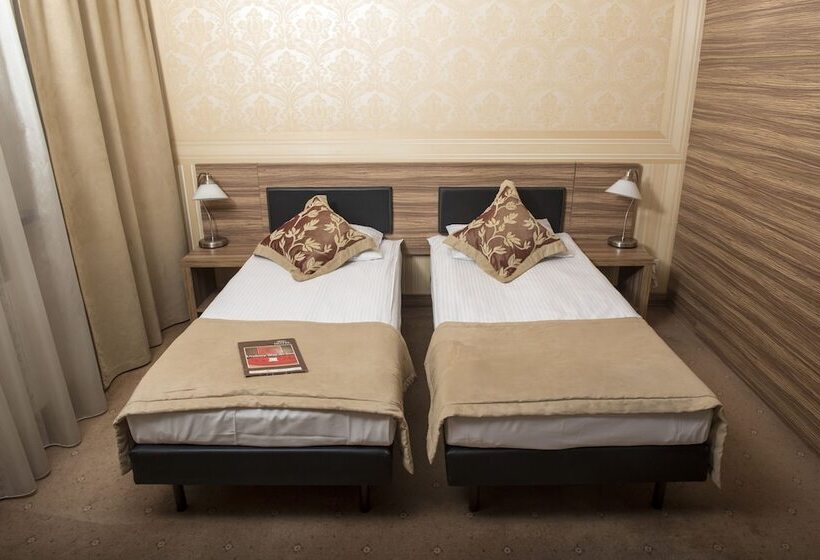 בית מלון כפרי Iskierka Business & Spa