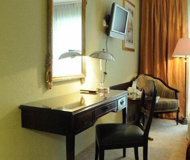 هتل Iskra By Katowice Airport