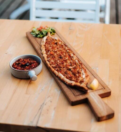 هتل Jabłoń Lake Resort