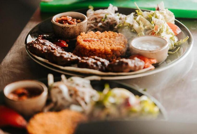 هتل Jabłoń Lake Resort