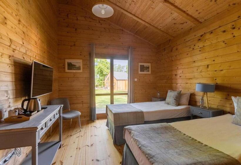 هتل Jabłoń Lake Resort