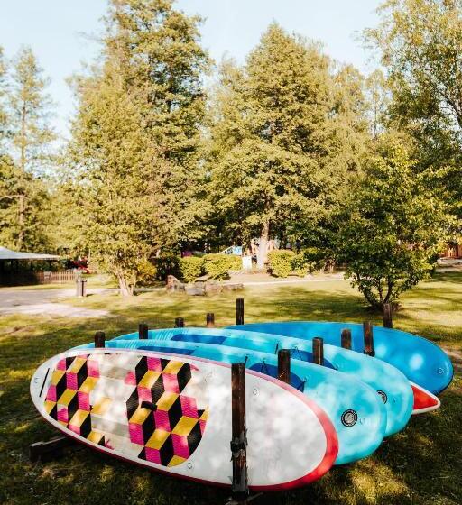 هتل Jabłoń Lake Resort