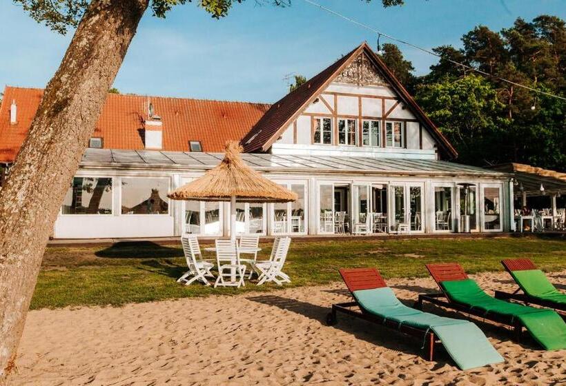 هتل Jabłoń Lake Resort