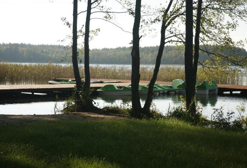 هتل Jabłoń Lake Resort