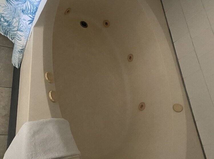 فندق Jasmine Garden Inn