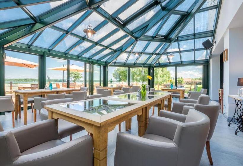 هتل Joseph Conrad Spa & Wellness