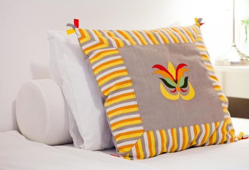 هتل Karolinka Guest House