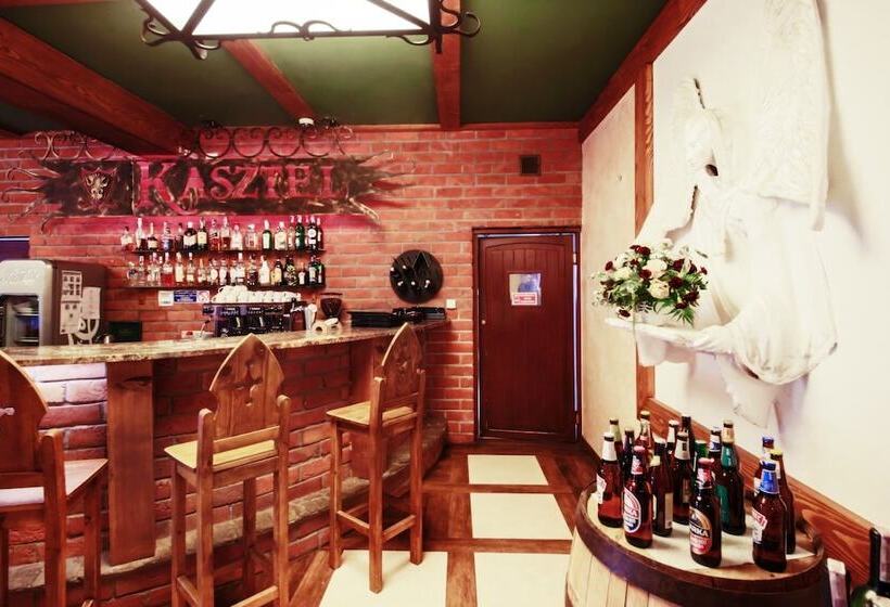 בית מלון כפרי Kasztel