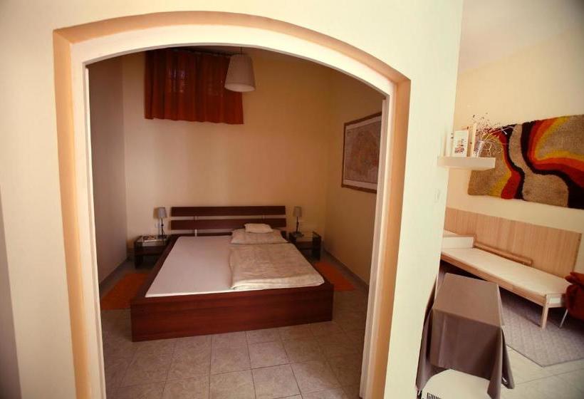 فندق Keszi Panzió