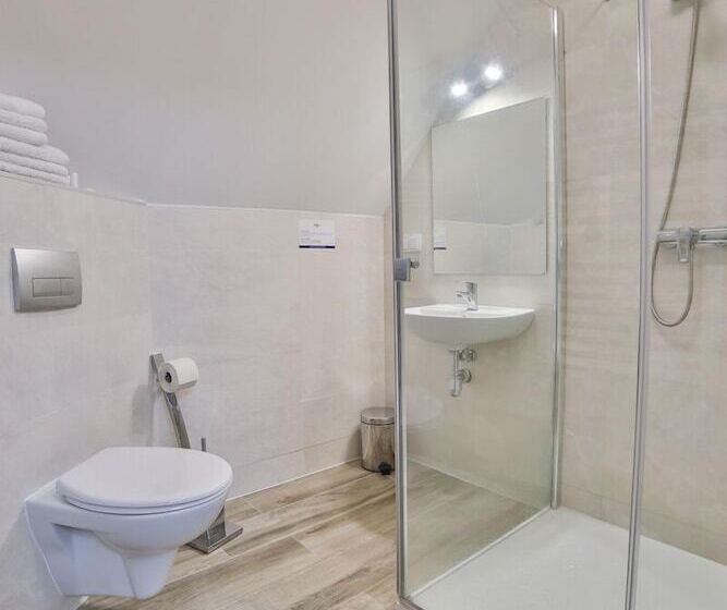 Отель Kompleks Beskid