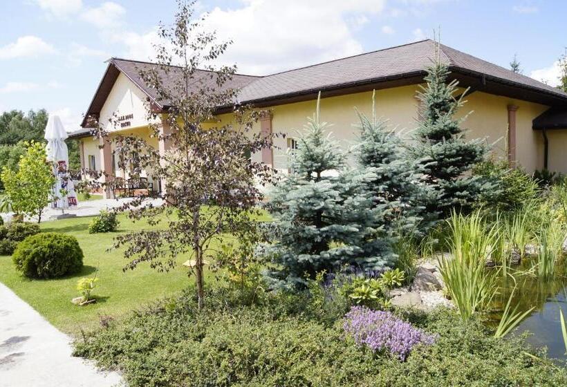 ホテル Kompleks Noclegowo Gastronomiczny Laguna