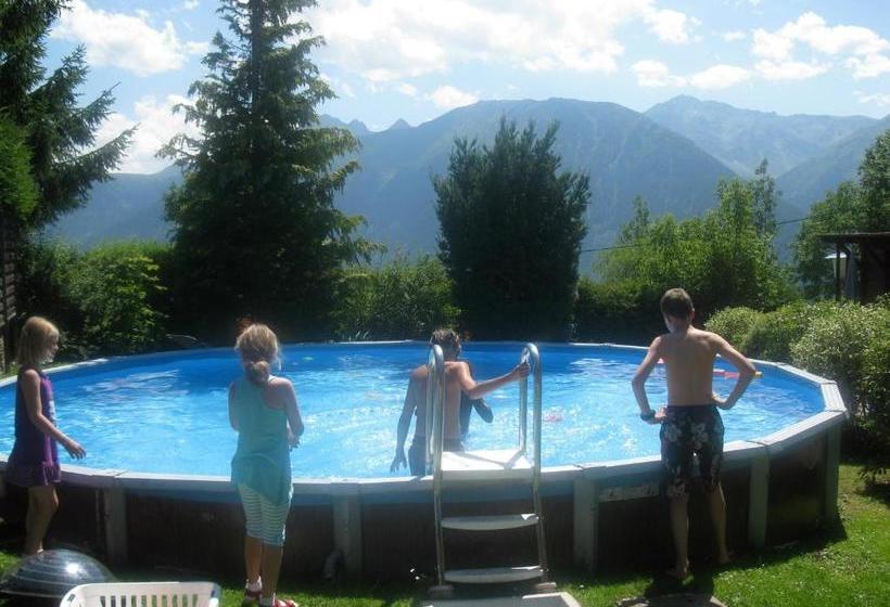 ホテル Krösbacher Hof