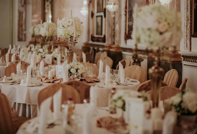 酒店 Książę Poniatowski