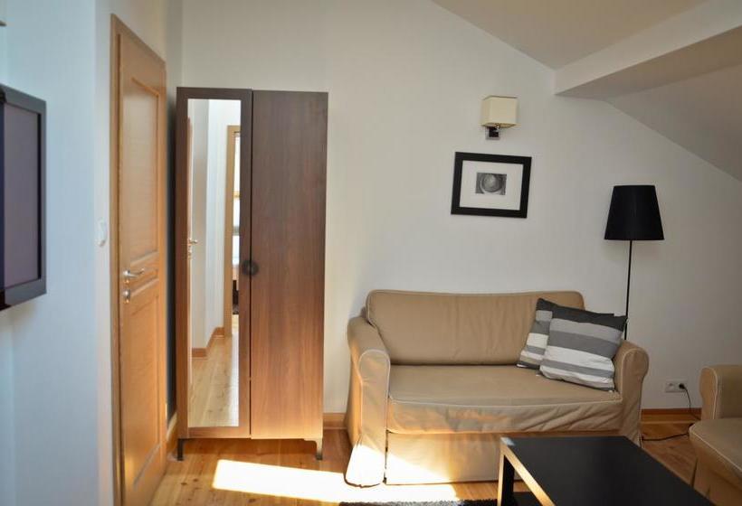 酒店 Kuklówka Conference