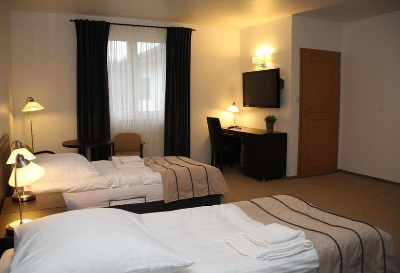 酒店 Kuklówka Conference