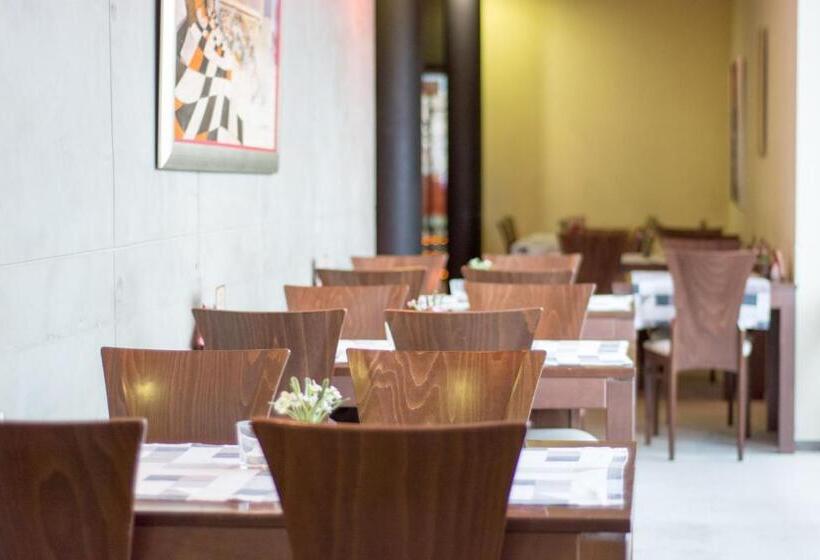 호텔 Kukubara Bowling Center