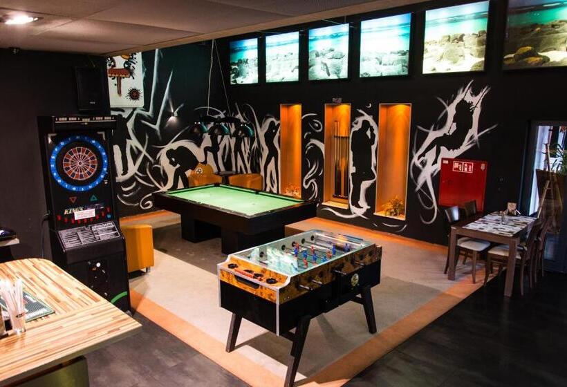 호텔 Kukubara Bowling Center