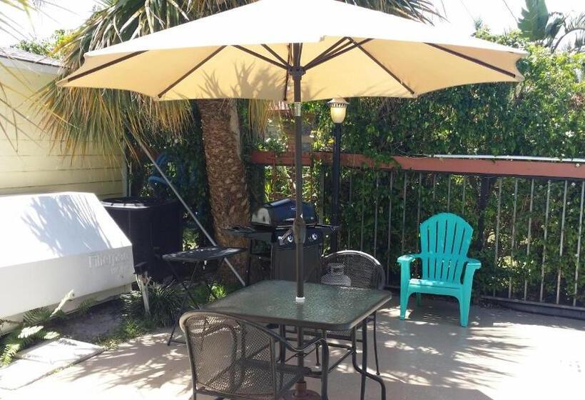 فندق Lake Side Lodge