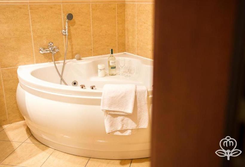 בית מלון כפרי L Ascada