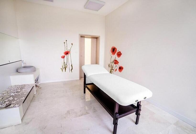 هتل Lawendowe Termy