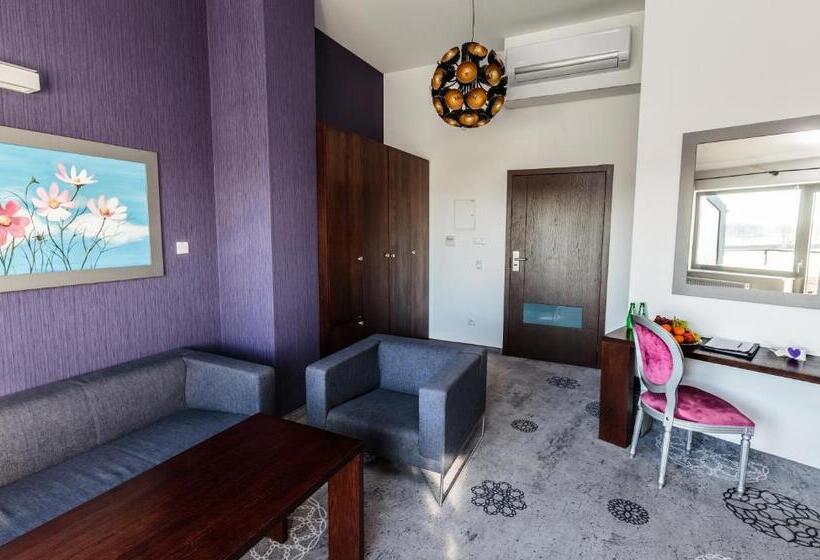 هتل Lawendowe Termy