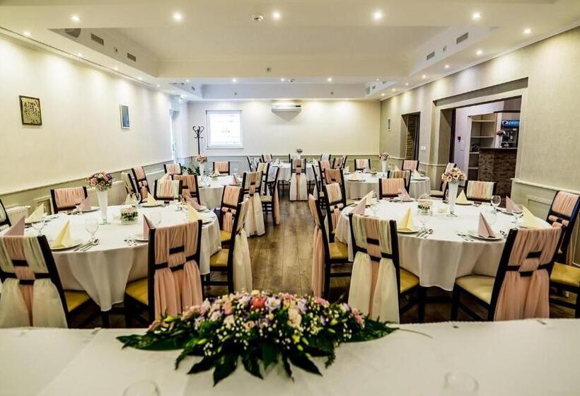 فندق Liza Aqua & Conference