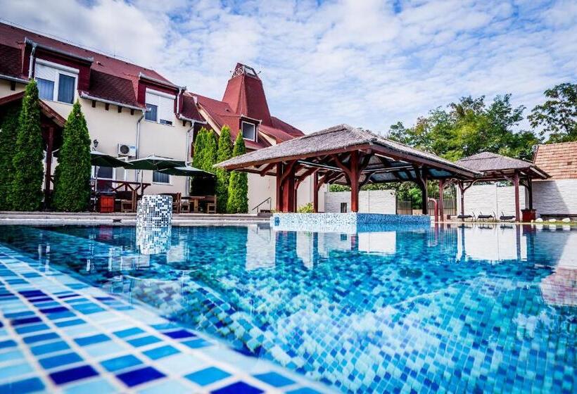 فندق Liza Aqua & Conference